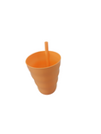 Lustige Trinkbecher mit Strohhalm in Grün / Orange