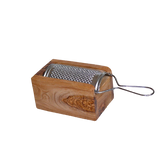 Parmesan- oder Hartkäsereibe, Muskatreibe aus Olivenholz